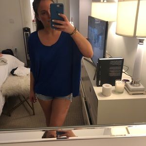 FEEL THE PIECE FLOWY T SHIRT